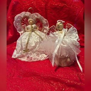 Two elegant vintage corn husk angels to add to your Christmas decor- preloved